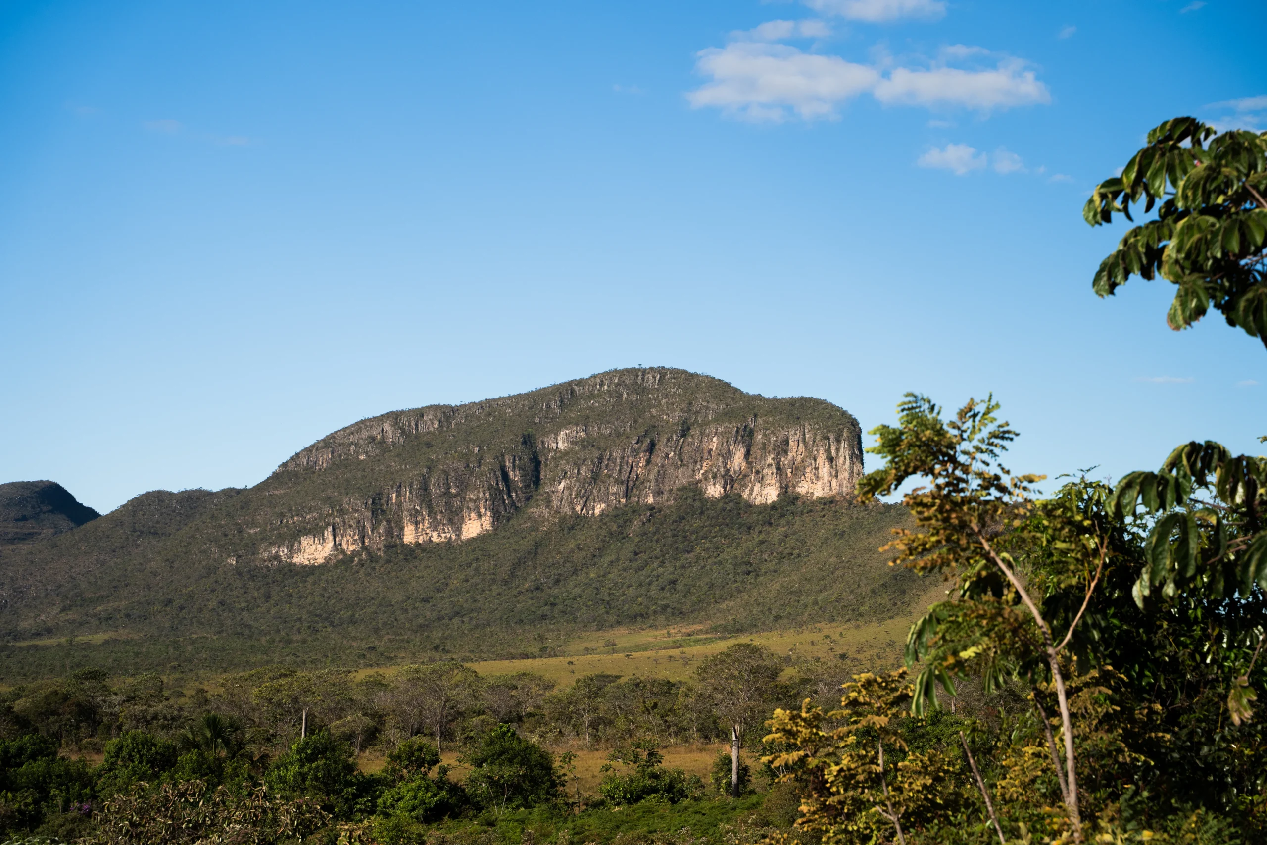 Panorama deslumbrante do Morro da Baleia na Chapada dos Veadeiros