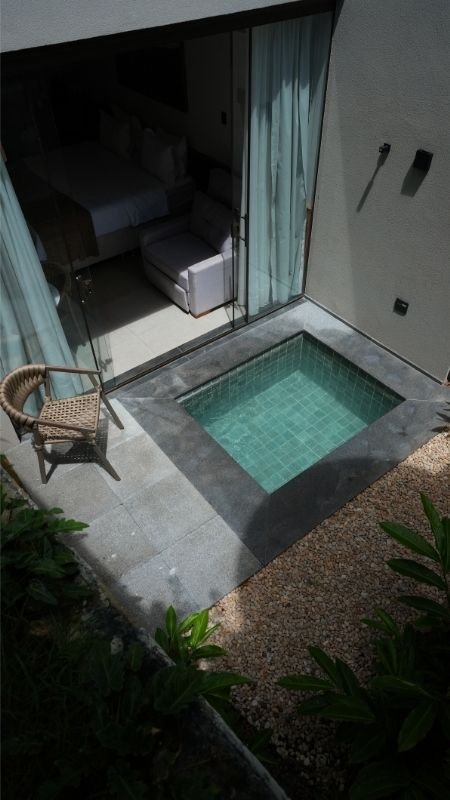 5.SABAI - SUÍTE PISCINA(8).jpg